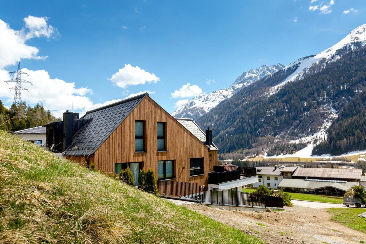 Der Wolf -Suiten St. Anton am Arlberg Exterior foto